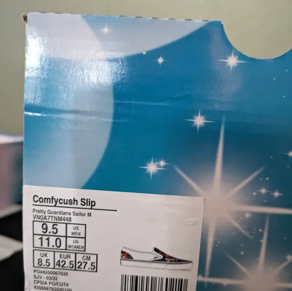 Vans ComfyCush Slip On Men 10.5 Sailor Moon Pretty Guardians Multicolor 072024 - Picture 11 of 12